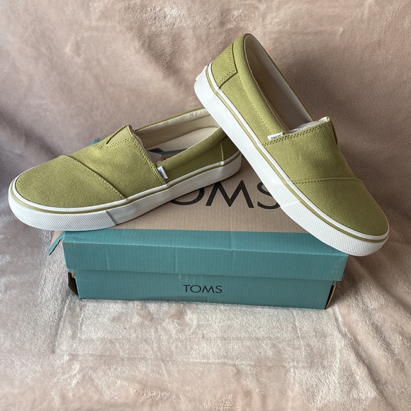 Toms Alpargata Fenix Slip-On - Cedar Green (size 7.5) - Picture 9 of 11